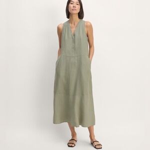EVERLANE Linen V- Neck Maxi Dress Sage Green